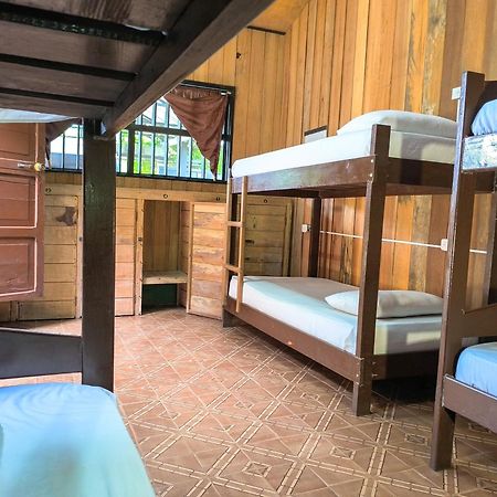 Hostel Casa De Las Palmas Tours Летисия Экстерьер фото