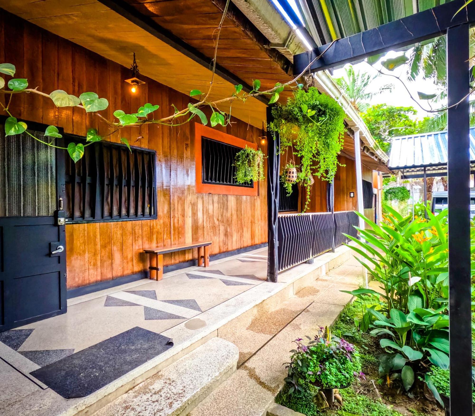Hostel Casa De Las Palmas Tours Летисия Экстерьер фото