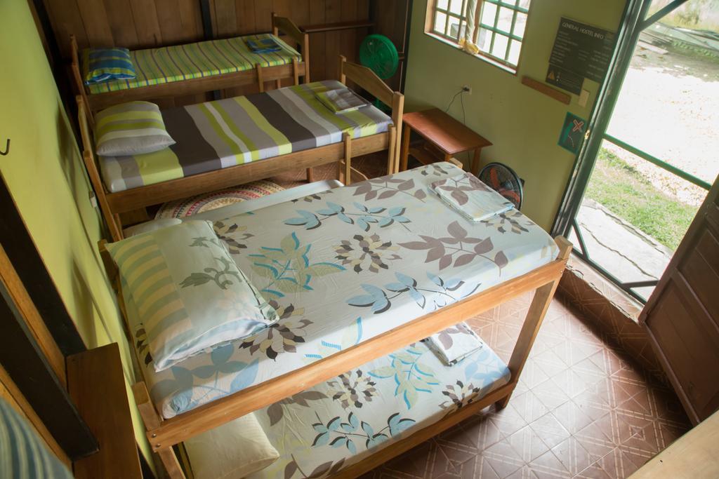 Hostel Casa De Las Palmas Tours Летисия Экстерьер фото